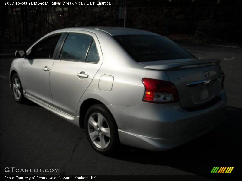 Silver Streak Mica / Dark Charcoal 2007 Toyota Yaris Sedan