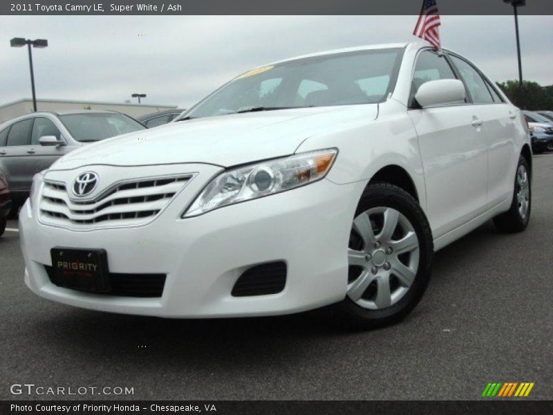 Super White / Ash 2011 Toyota Camry LE