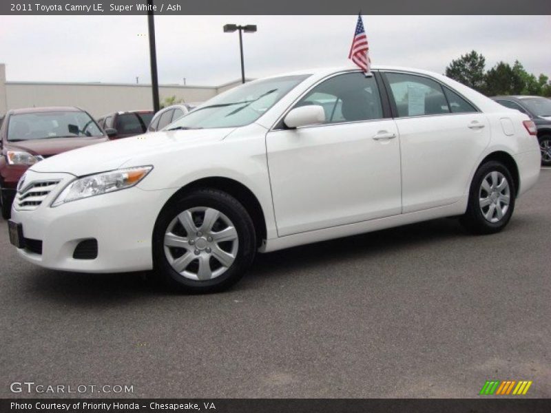Super White / Ash 2011 Toyota Camry LE