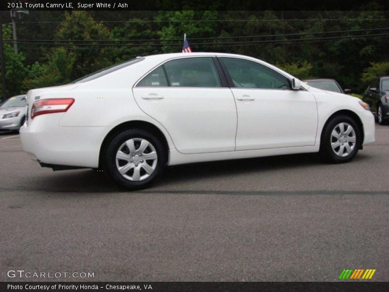 Super White / Ash 2011 Toyota Camry LE