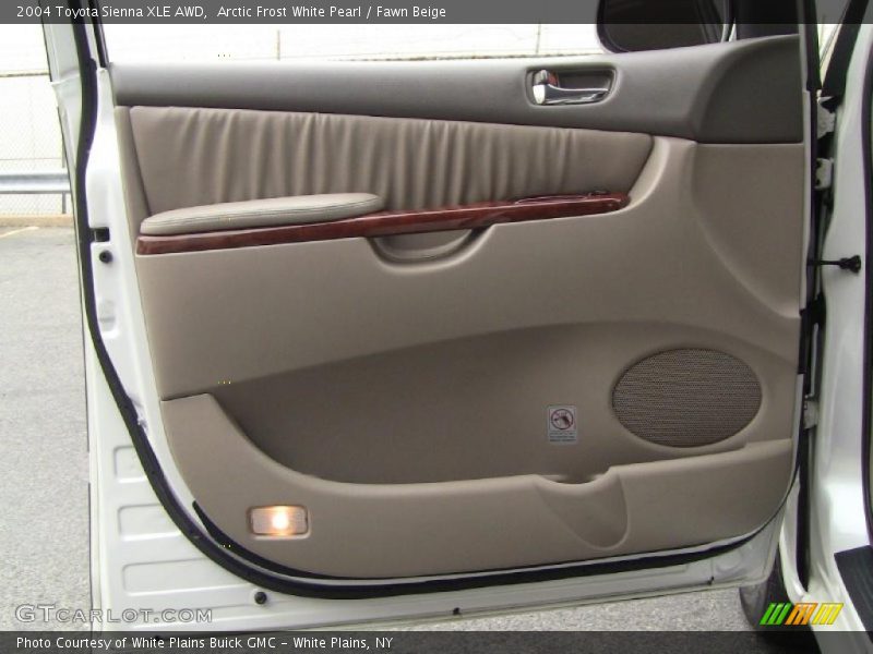 Arctic Frost White Pearl / Fawn Beige 2004 Toyota Sienna XLE AWD