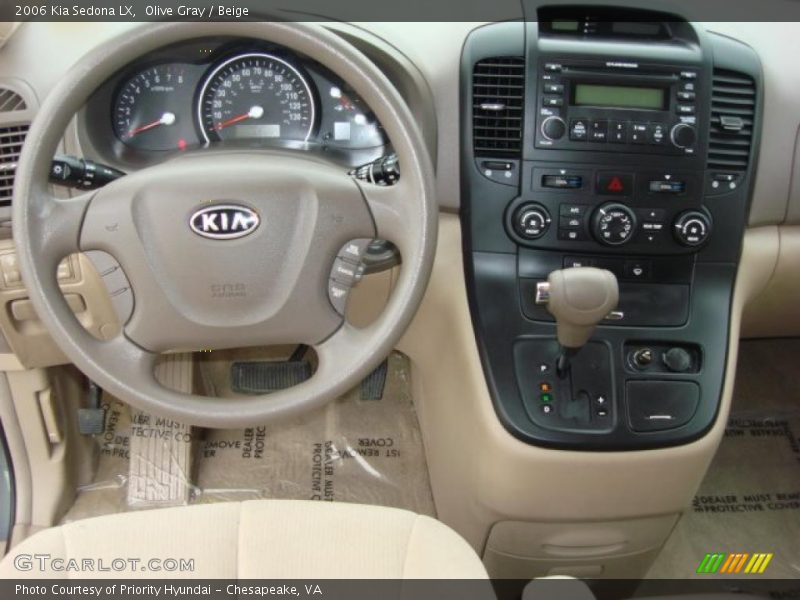 Olive Gray / Beige 2006 Kia Sedona LX