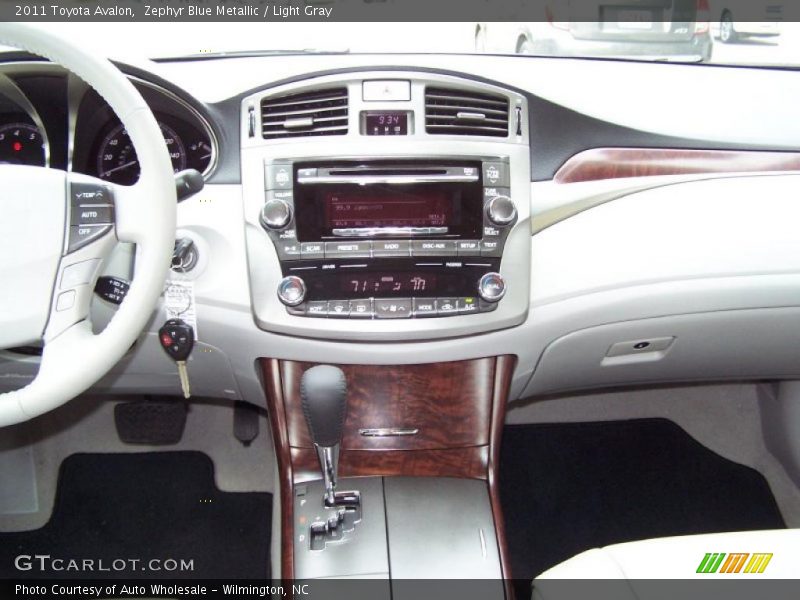 Zephyr Blue Metallic / Light Gray 2011 Toyota Avalon