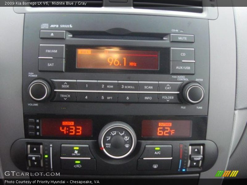 Midnite Blue / Gray 2009 Kia Borrego LX V6