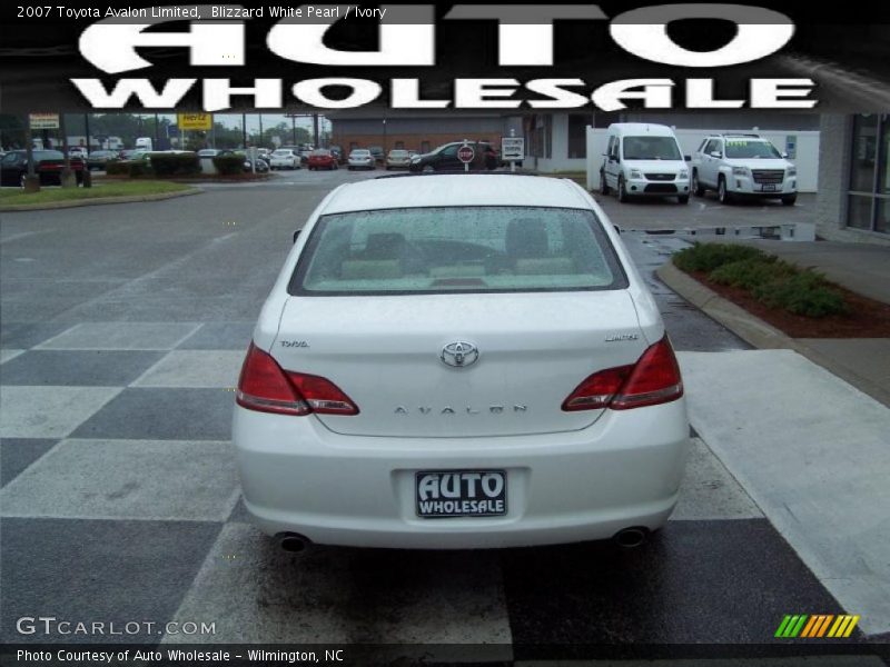 Blizzard White Pearl / Ivory 2007 Toyota Avalon Limited