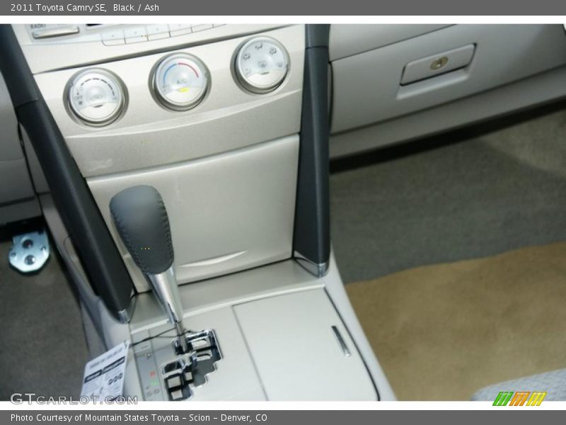 Black / Ash 2011 Toyota Camry SE