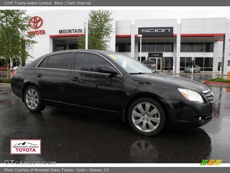 Black / Dark Charcoal 2005 Toyota Avalon Limited