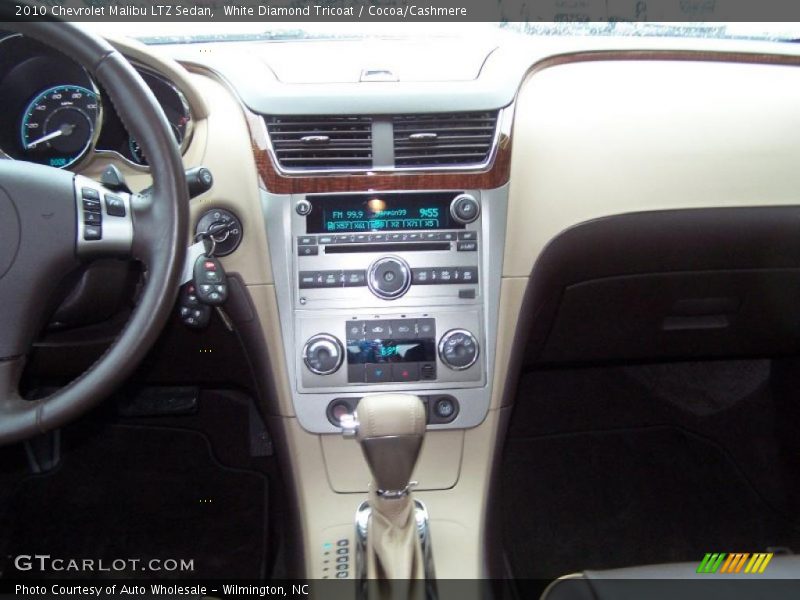 White Diamond Tricoat / Cocoa/Cashmere 2010 Chevrolet Malibu LTZ Sedan