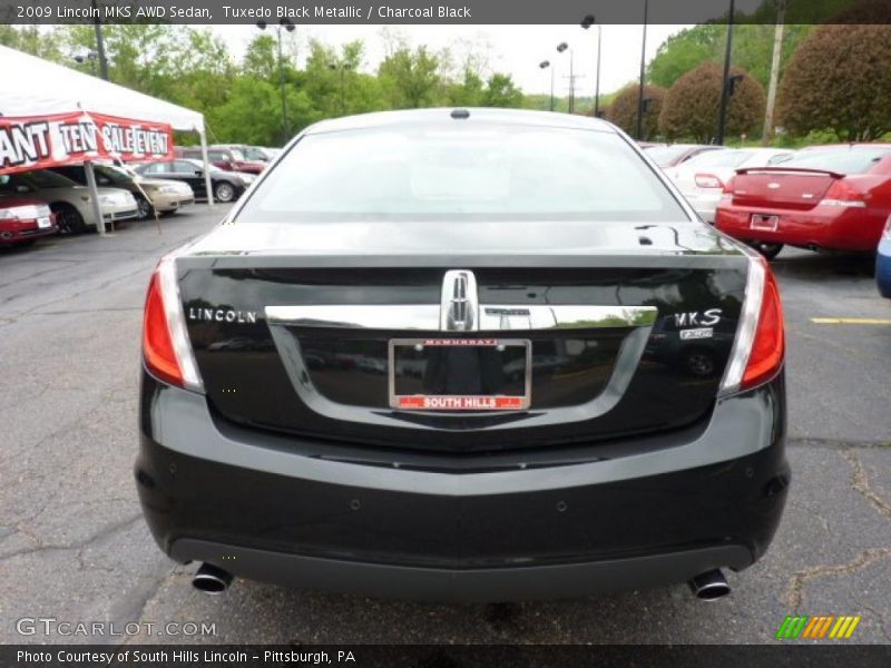 Tuxedo Black Metallic / Charcoal Black 2009 Lincoln MKS AWD Sedan