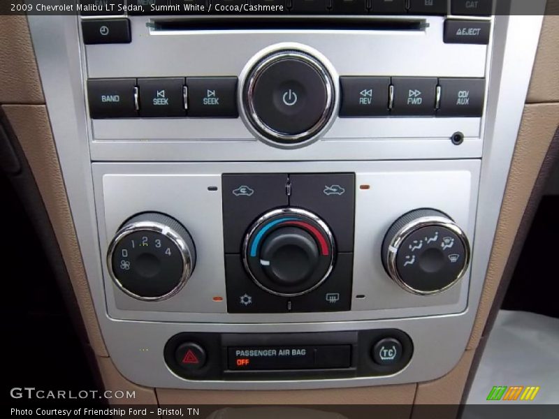 Controls of 2009 Malibu LT Sedan