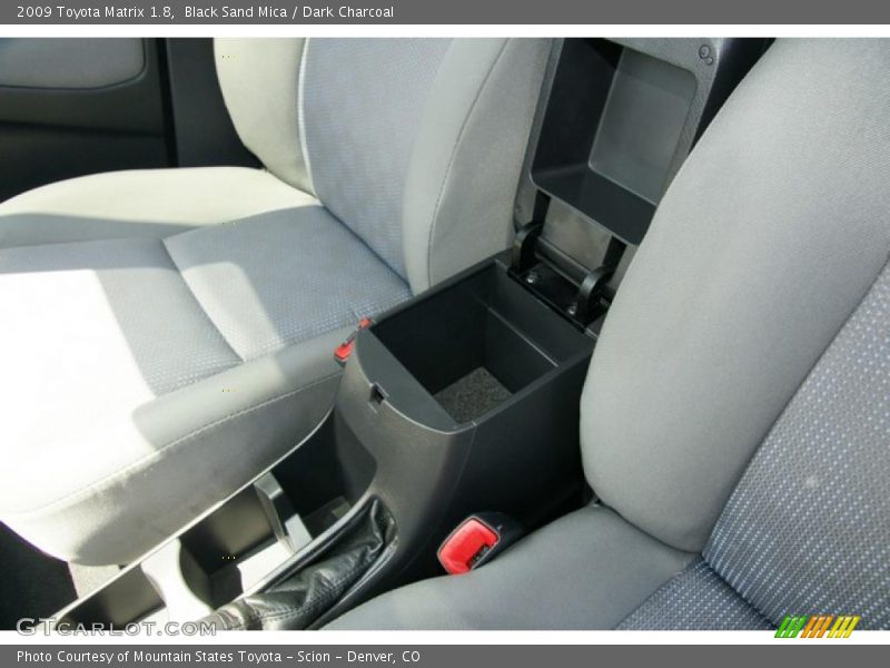Black Sand Mica / Dark Charcoal 2009 Toyota Matrix 1.8