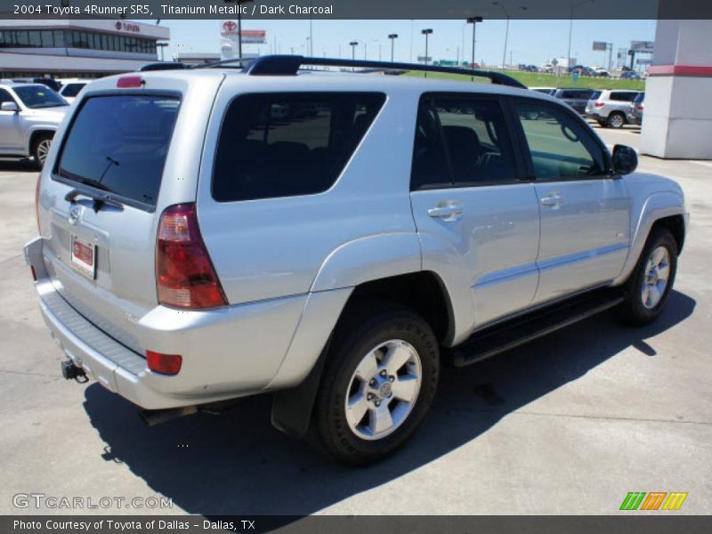 Titanium Metallic / Dark Charcoal 2004 Toyota 4Runner SR5