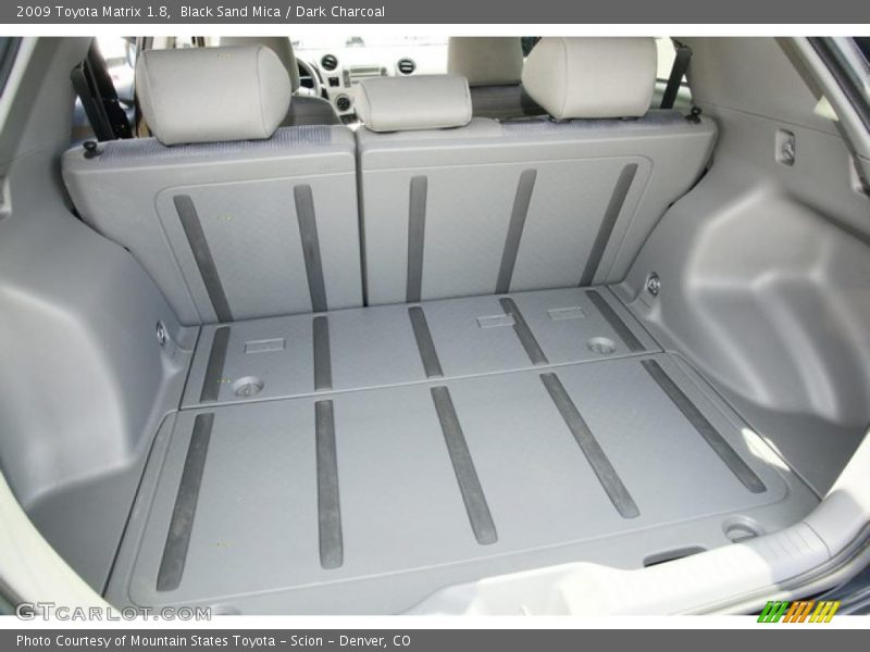 Black Sand Mica / Dark Charcoal 2009 Toyota Matrix 1.8