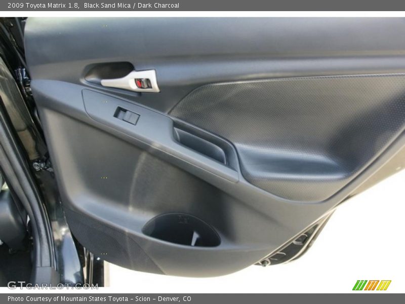 Black Sand Mica / Dark Charcoal 2009 Toyota Matrix 1.8