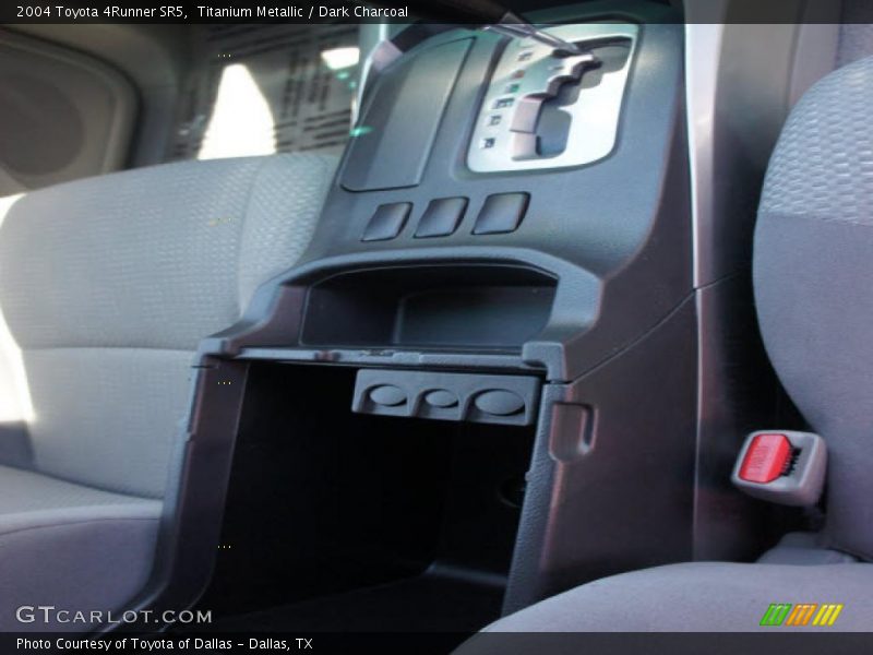 Titanium Metallic / Dark Charcoal 2004 Toyota 4Runner SR5
