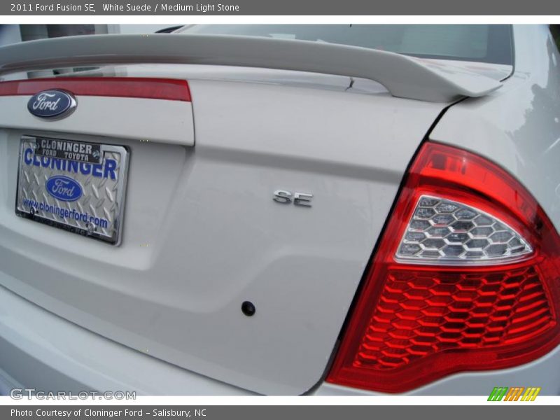 White Suede / Medium Light Stone 2011 Ford Fusion SE