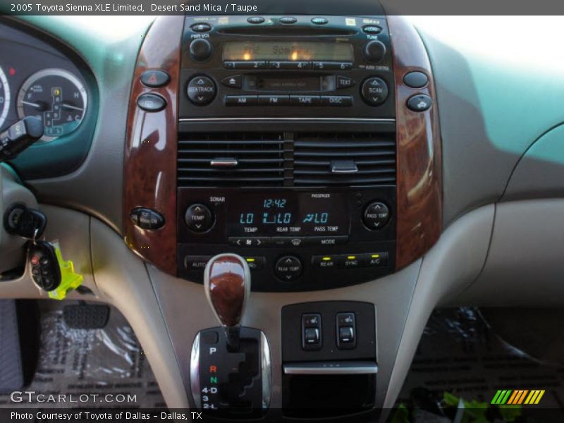 Desert Sand Mica / Taupe 2005 Toyota Sienna XLE Limited