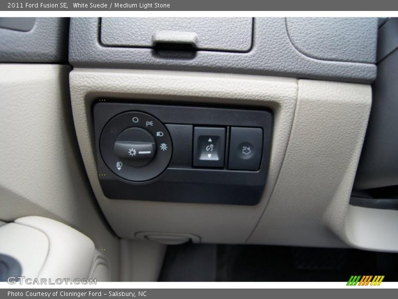 White Suede / Medium Light Stone 2011 Ford Fusion SE