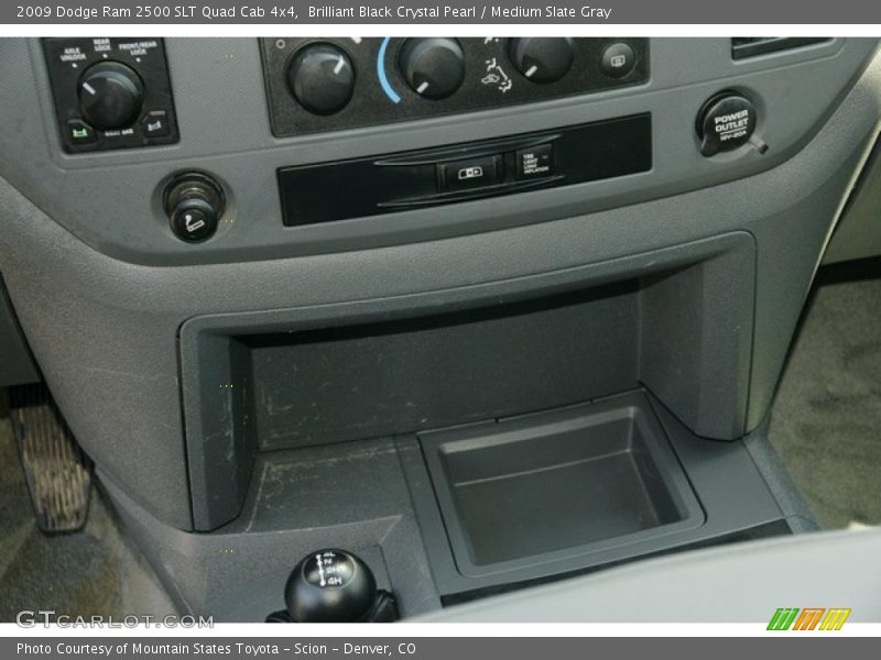 Brilliant Black Crystal Pearl / Medium Slate Gray 2009 Dodge Ram 2500 SLT Quad Cab 4x4