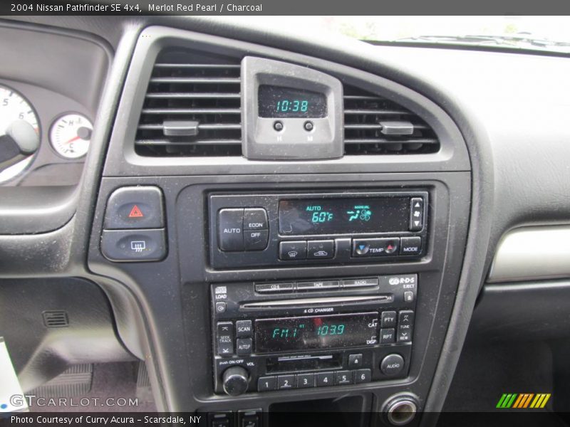 Merlot Red Pearl / Charcoal 2004 Nissan Pathfinder SE 4x4