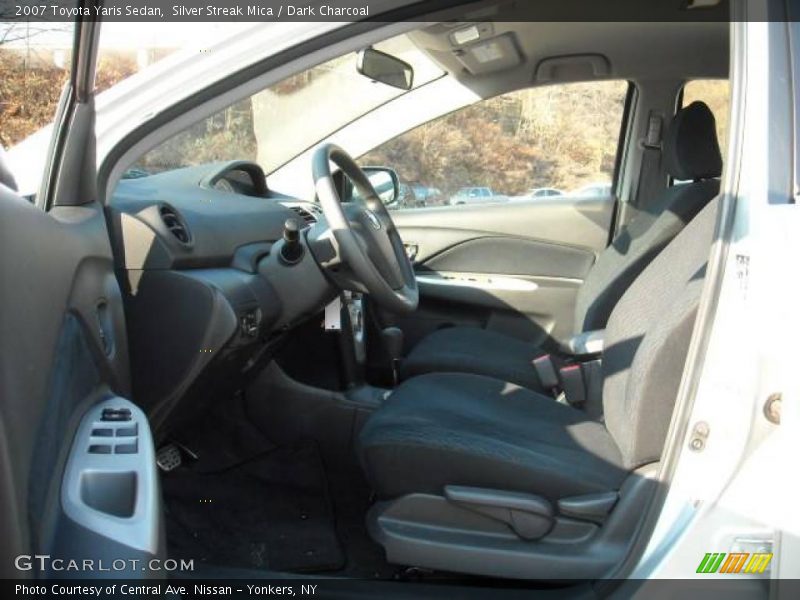 Silver Streak Mica / Dark Charcoal 2007 Toyota Yaris Sedan
