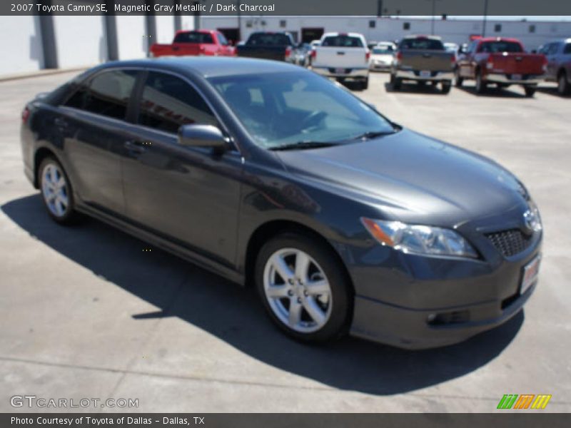 Magnetic Gray Metallic / Dark Charcoal 2007 Toyota Camry SE