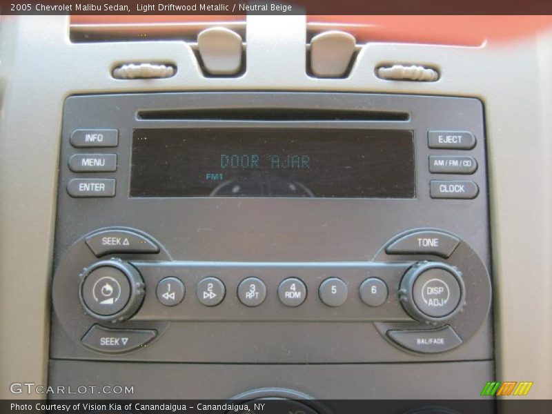 Light Driftwood Metallic / Neutral Beige 2005 Chevrolet Malibu Sedan