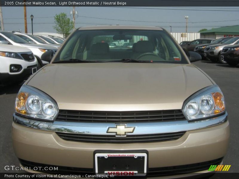 Light Driftwood Metallic / Neutral Beige 2005 Chevrolet Malibu Sedan
