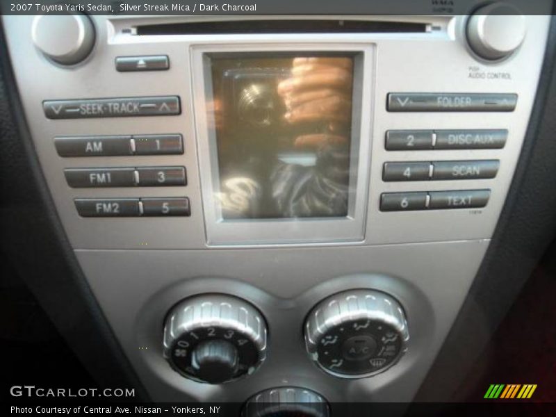 Silver Streak Mica / Dark Charcoal 2007 Toyota Yaris Sedan