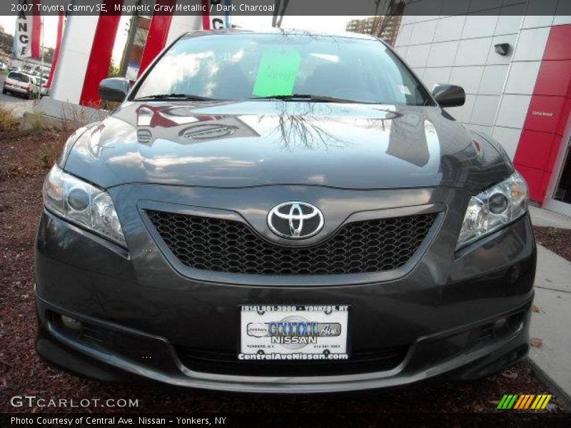 Magnetic Gray Metallic / Dark Charcoal 2007 Toyota Camry SE
