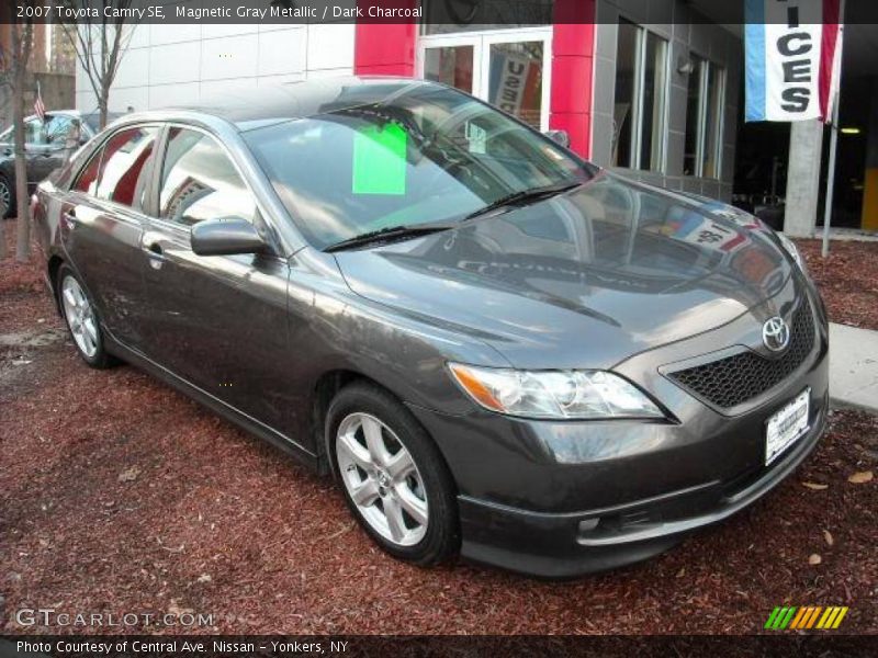 Magnetic Gray Metallic / Dark Charcoal 2007 Toyota Camry SE