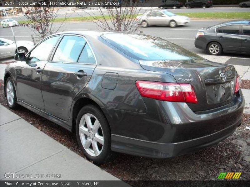 Magnetic Gray Metallic / Dark Charcoal 2007 Toyota Camry SE