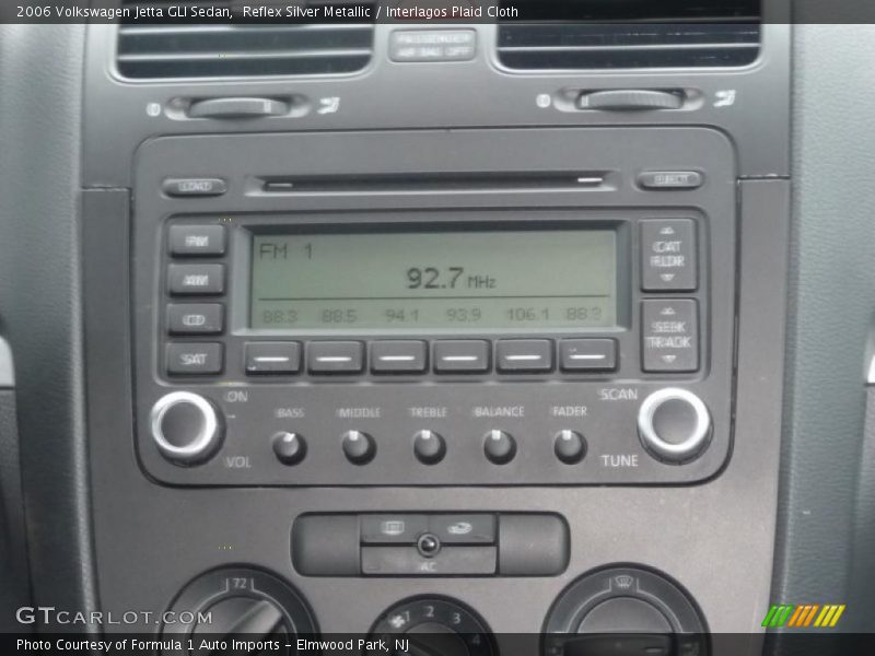 Controls of 2006 Jetta GLI Sedan