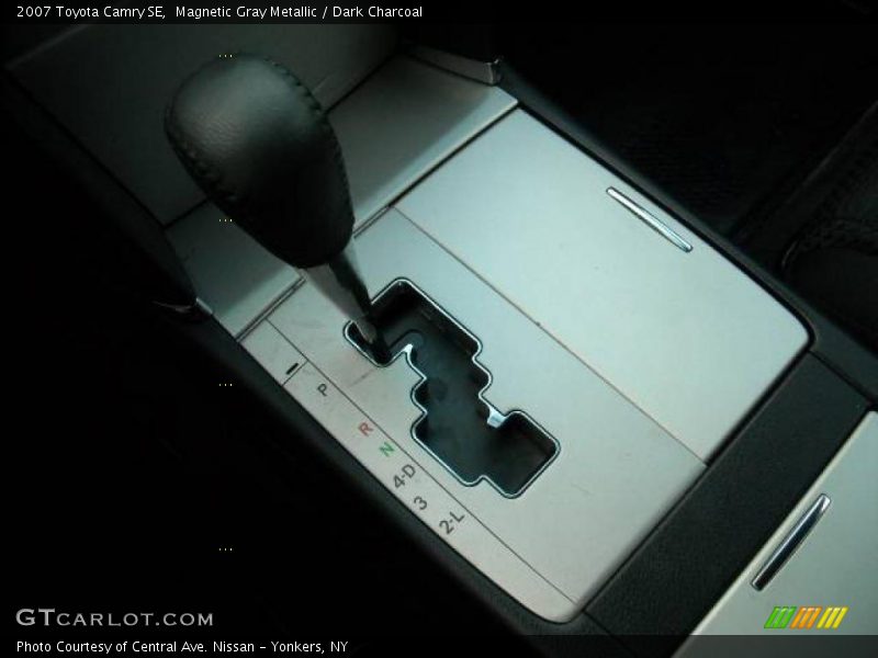 Magnetic Gray Metallic / Dark Charcoal 2007 Toyota Camry SE