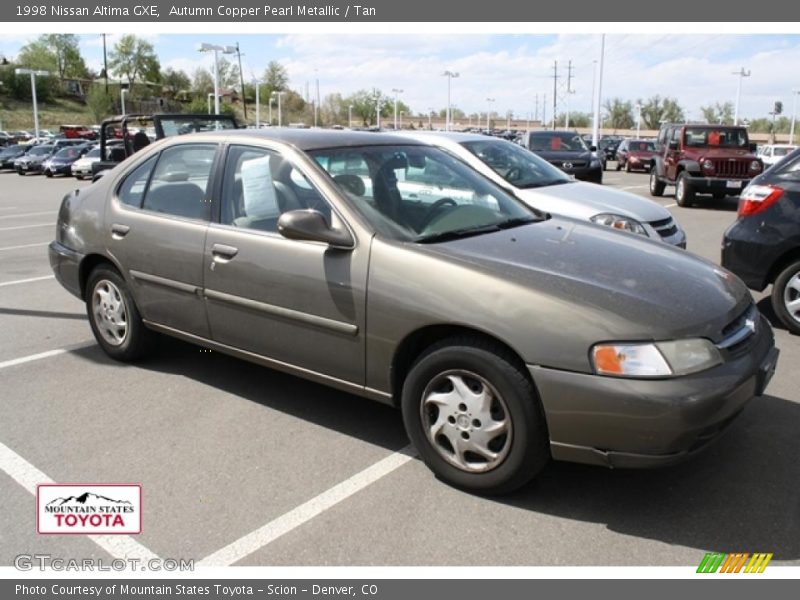 Autumn Copper Pearl Metallic / Tan 1998 Nissan Altima GXE