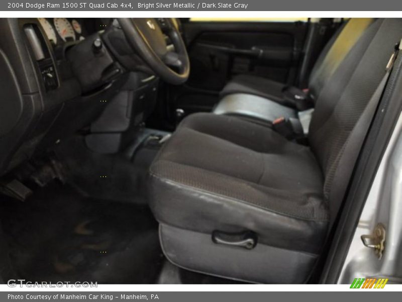 Bright Silver Metallic / Dark Slate Gray 2004 Dodge Ram 1500 ST Quad Cab 4x4