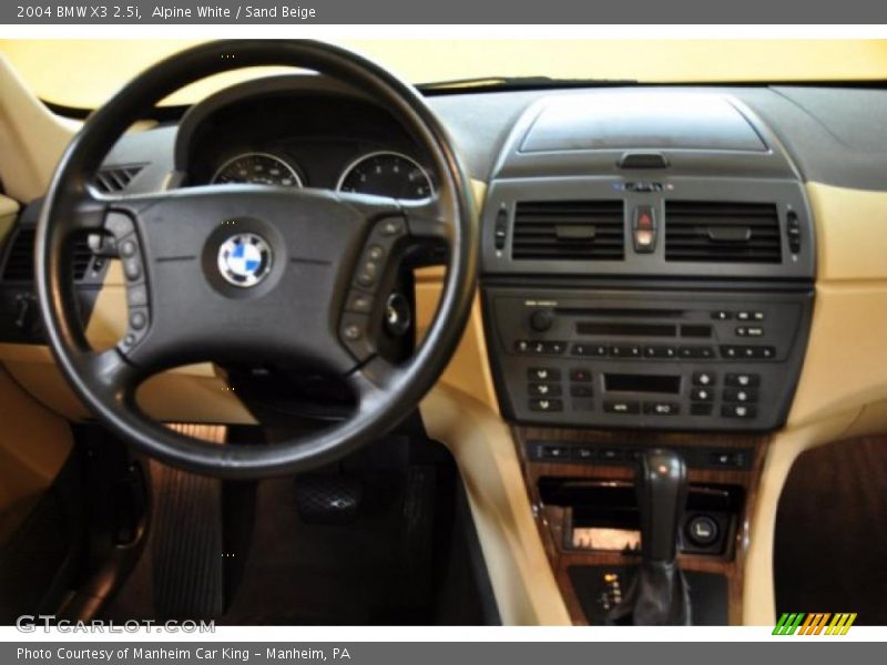 Alpine White / Sand Beige 2004 BMW X3 2.5i