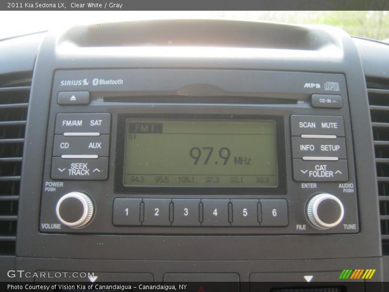 Clear White / Gray 2011 Kia Sedona LX
