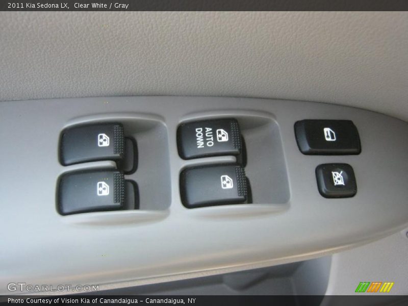 Clear White / Gray 2011 Kia Sedona LX