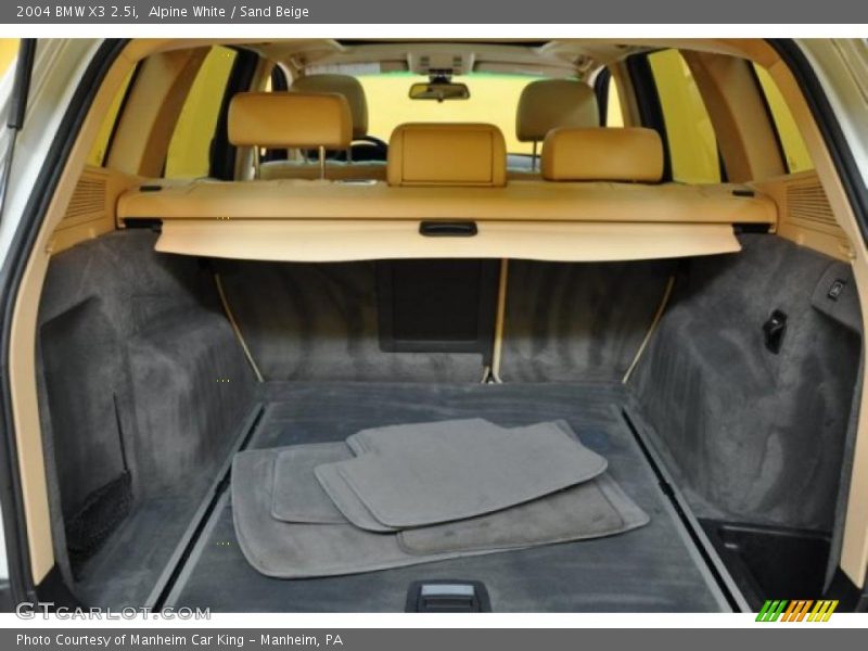 Alpine White / Sand Beige 2004 BMW X3 2.5i