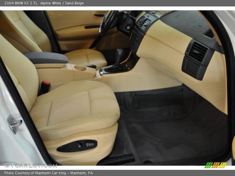 Alpine White / Sand Beige 2004 BMW X3 2.5i