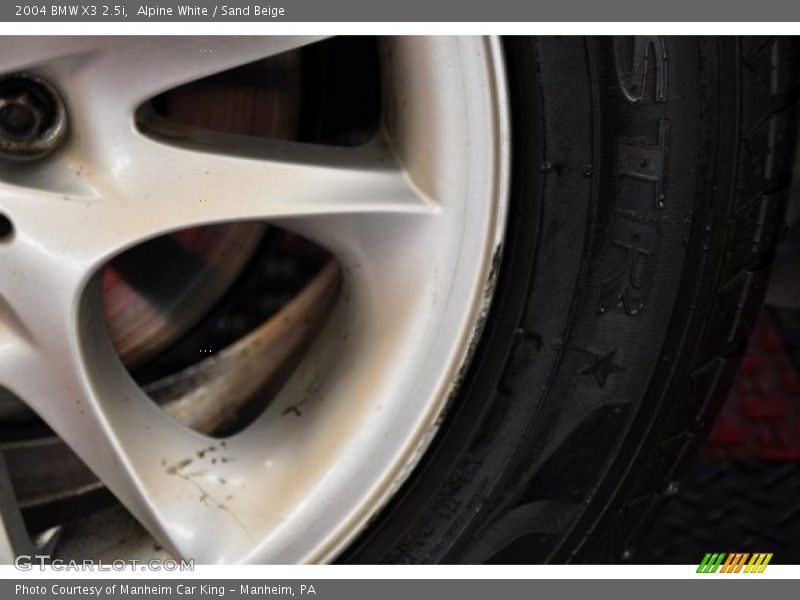 Alpine White / Sand Beige 2004 BMW X3 2.5i