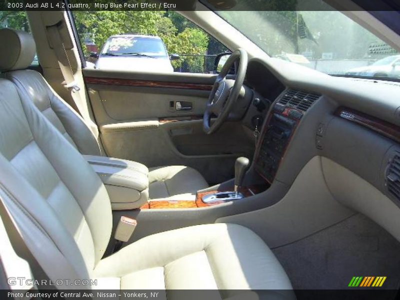 Ming Blue Pearl Effect / Ecru 2003 Audi A8 L 4.2 quattro