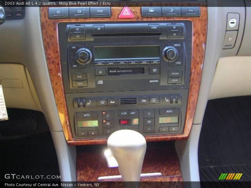 Ming Blue Pearl Effect / Ecru 2003 Audi A8 L 4.2 quattro