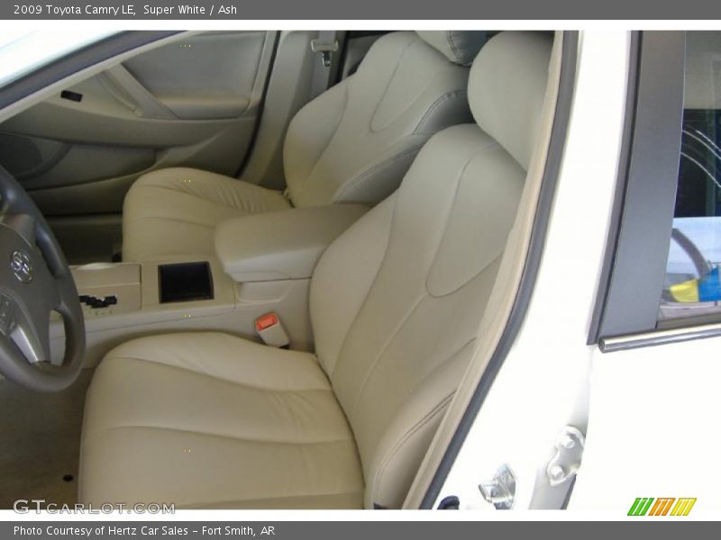 Super White / Ash 2009 Toyota Camry LE