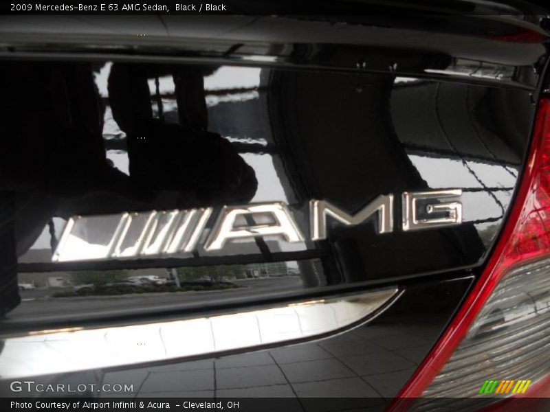  2009 E 63 AMG Sedan Logo