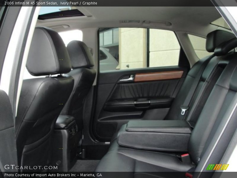 Ivory Pearl / Graphite 2006 Infiniti M 45 Sport Sedan