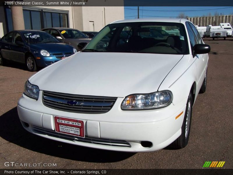 Summit White / Neutral 2005 Chevrolet Classic