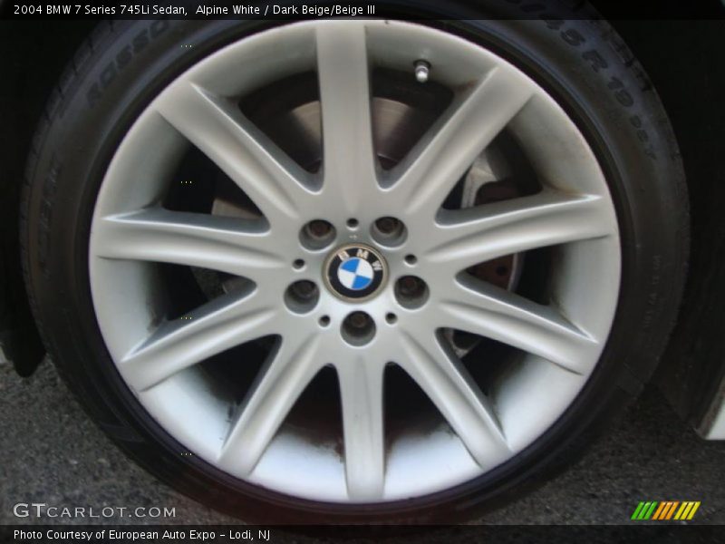 Alpine White / Dark Beige/Beige III 2004 BMW 7 Series 745Li Sedan