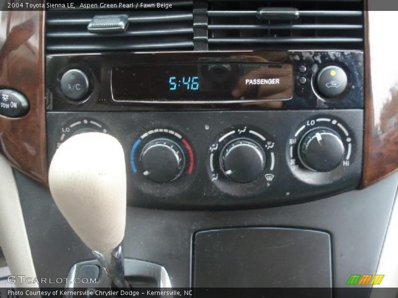 Aspen Green Pearl / Fawn Beige 2004 Toyota Sienna LE